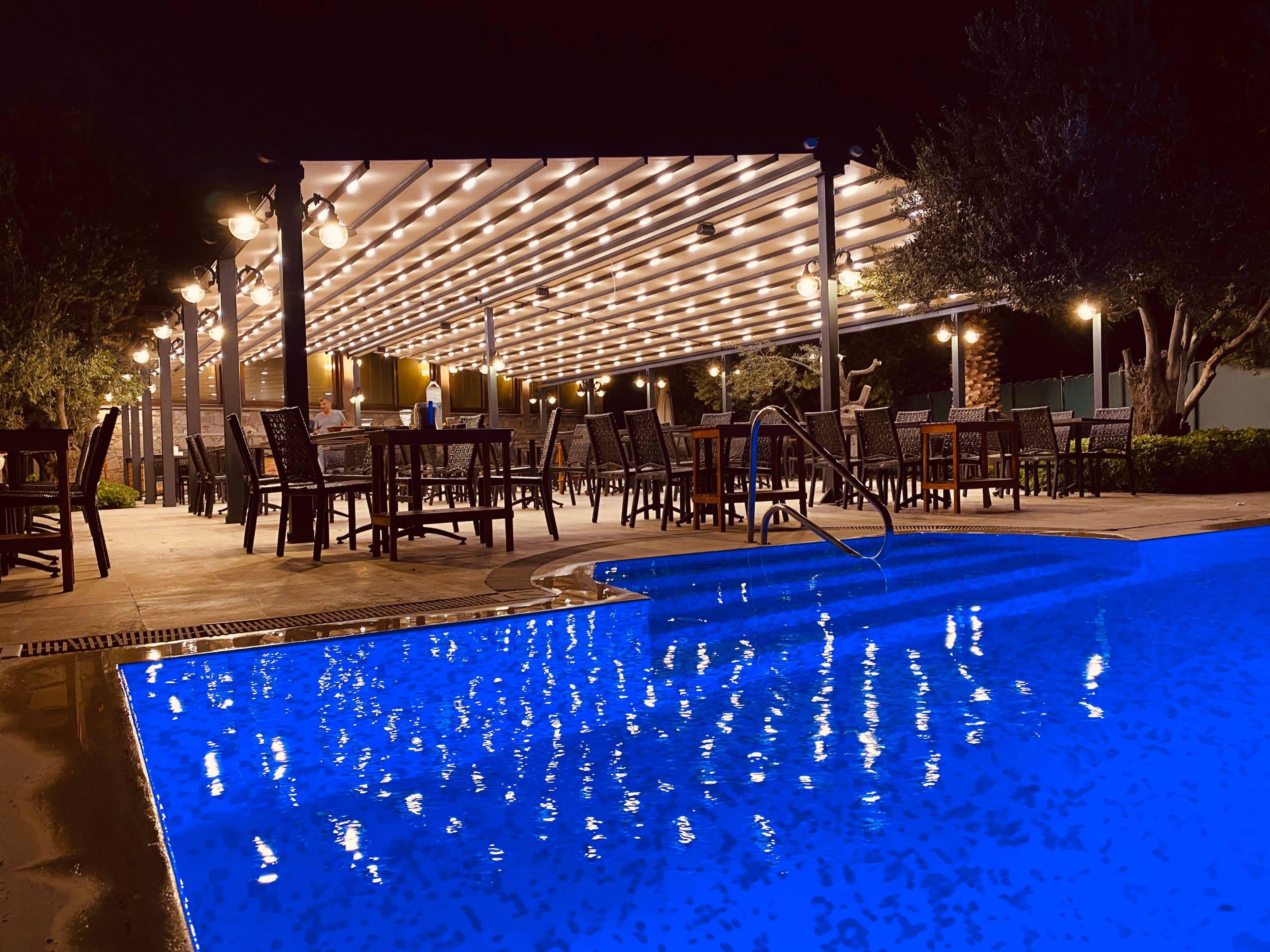 Assos Park Hotel ภายนอก รูปภาพ
