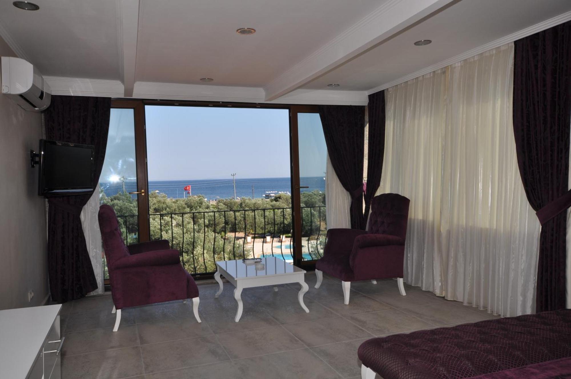 Assos Park Hotel ภายนอก รูปภาพ