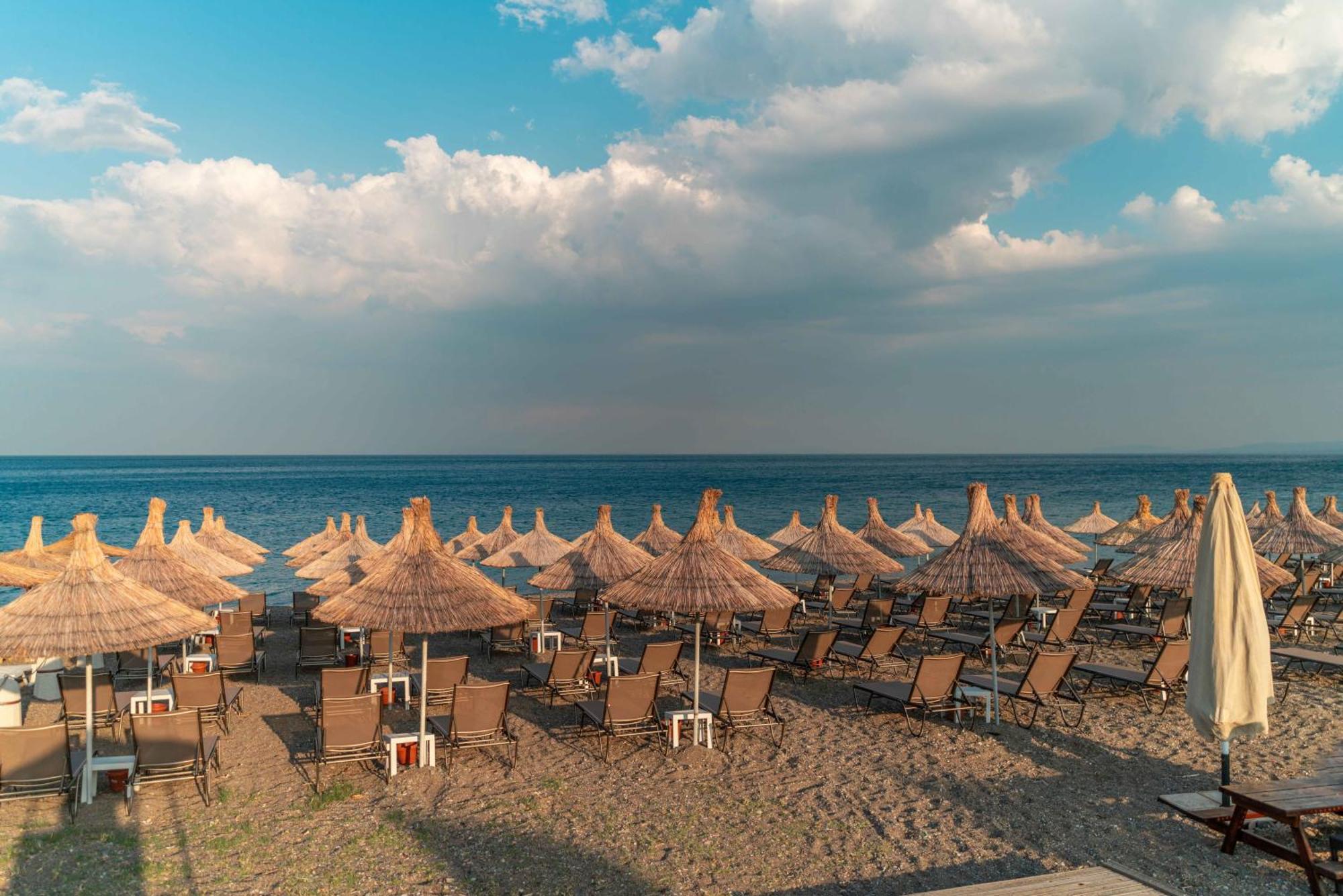 Assos Park Hotel ภายนอก รูปภาพ