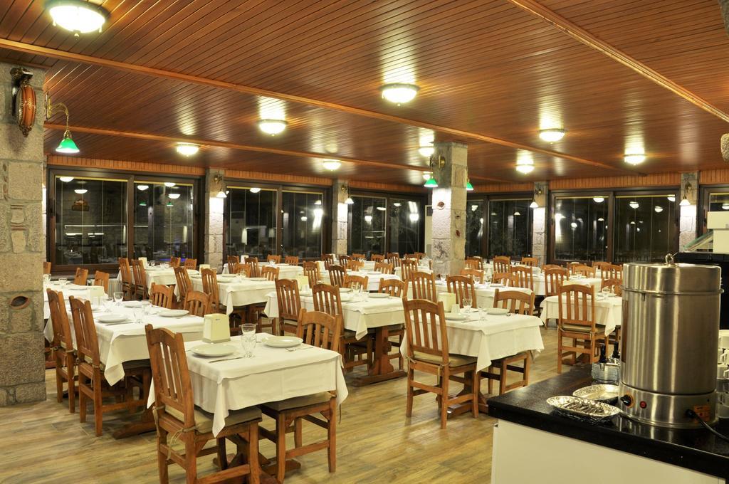 Assos Park Hotel ภายนอก รูปภาพ
