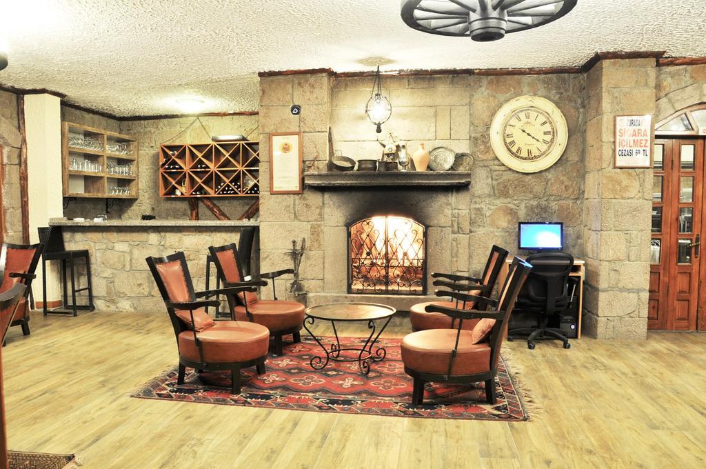 Assos Park Hotel ภายนอก รูปภาพ