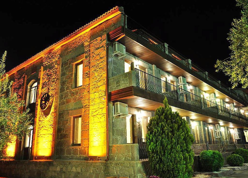 Assos Park Hotel ภายนอก รูปภาพ